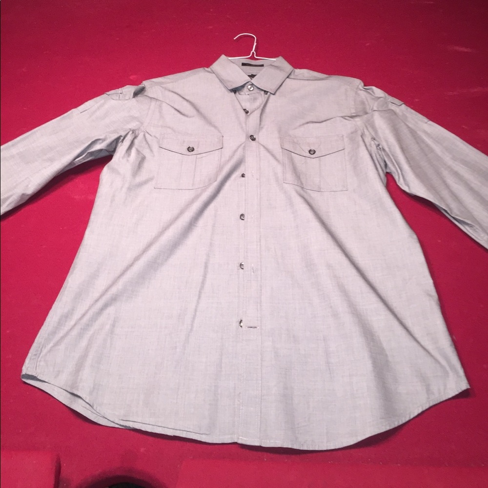 Men's modern fit button up
