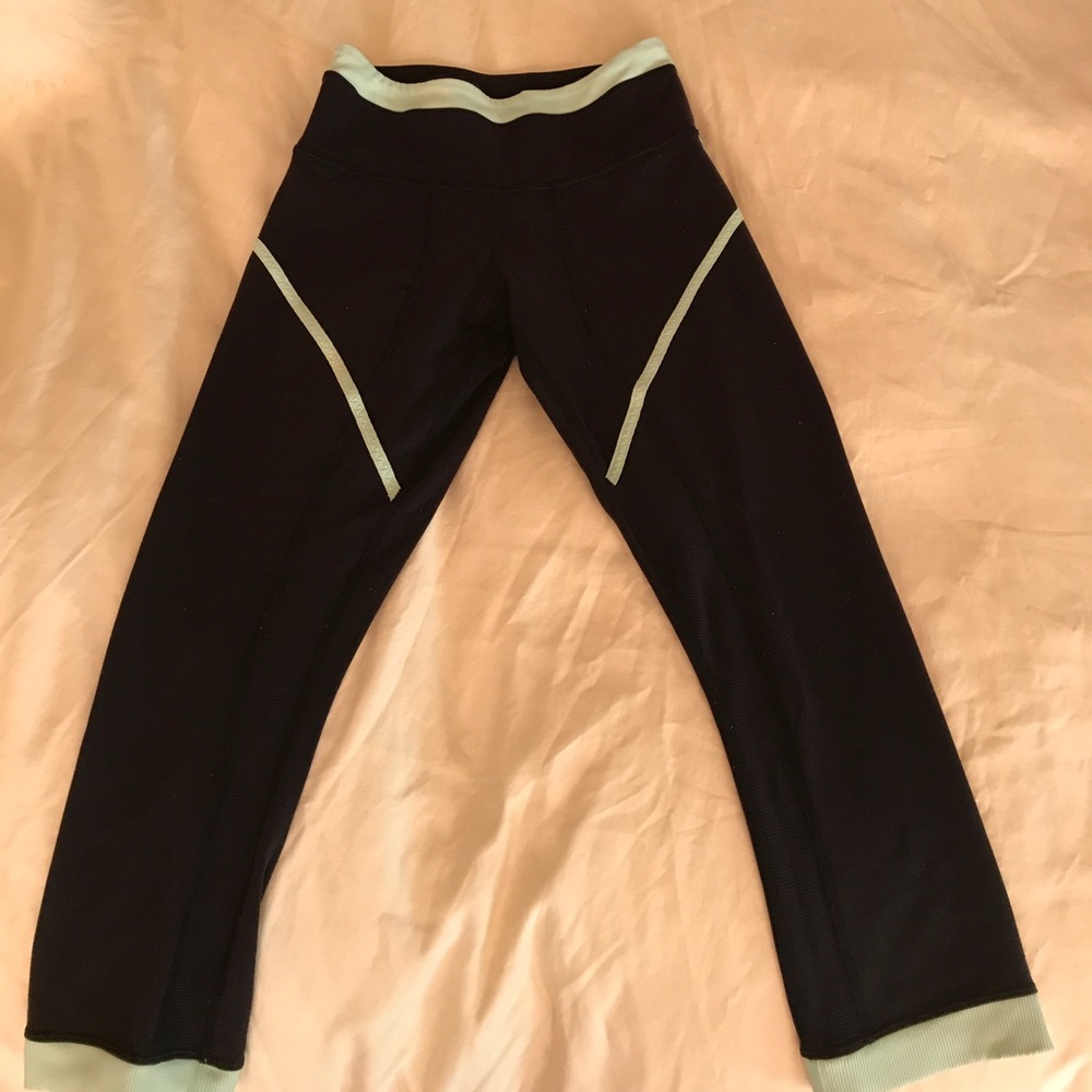Lululemon Athletica Capri Pants
