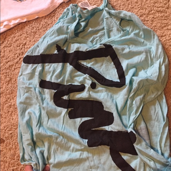 Pink top bundle *** final price reduction *** - Picture 3 of 5