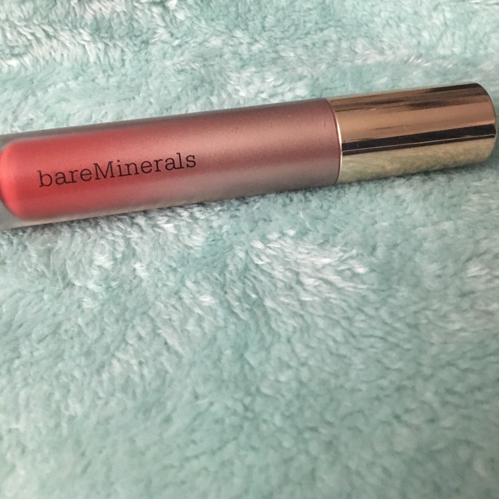 Bare minerals Red Matte in "Naughty"
