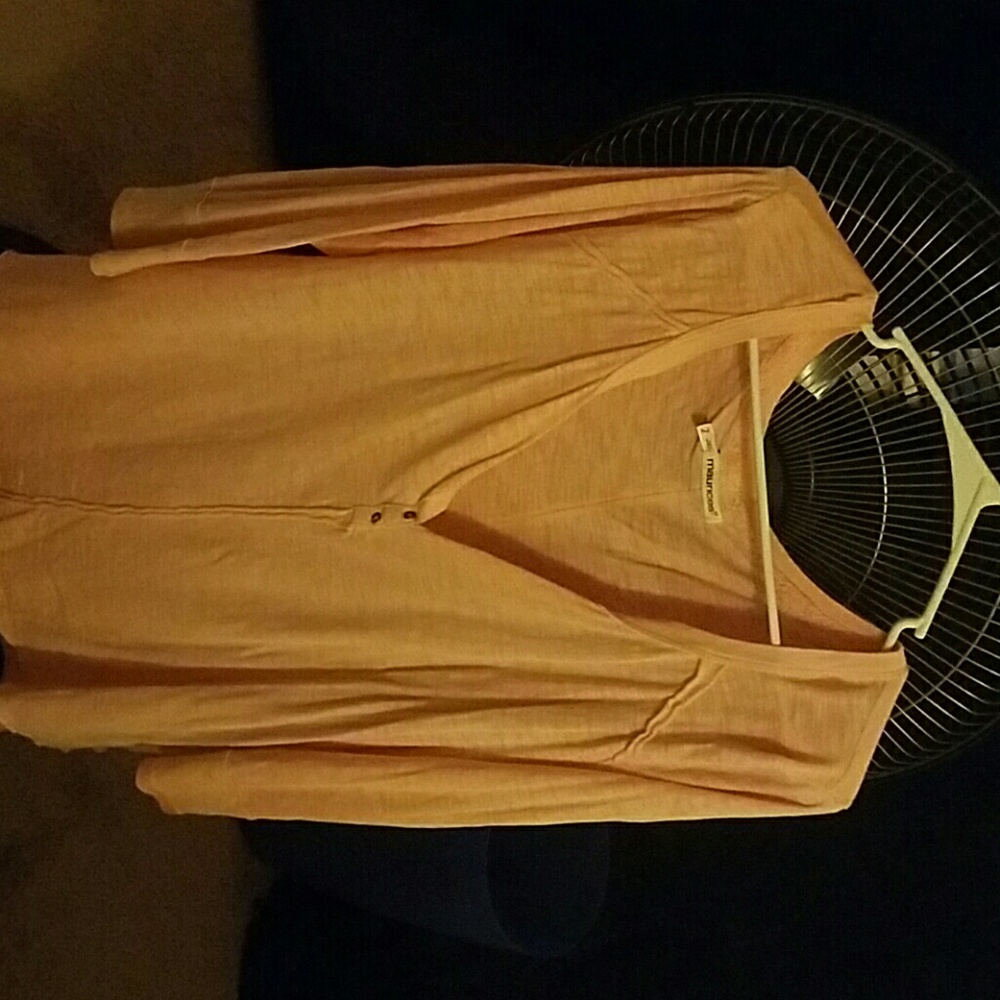 Maurices plus size shirt. Only worn 1 time!