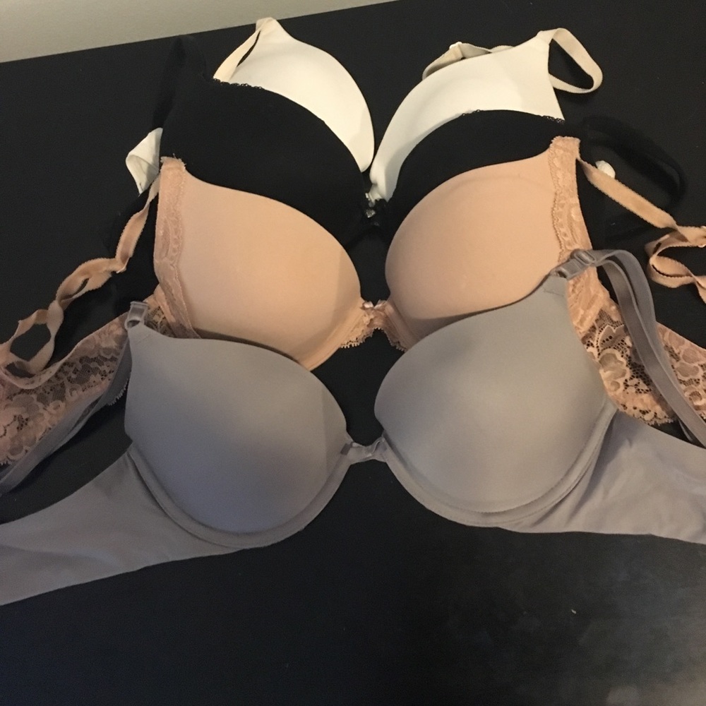 Bundle of 4 34C Victoria's Secret push up bras