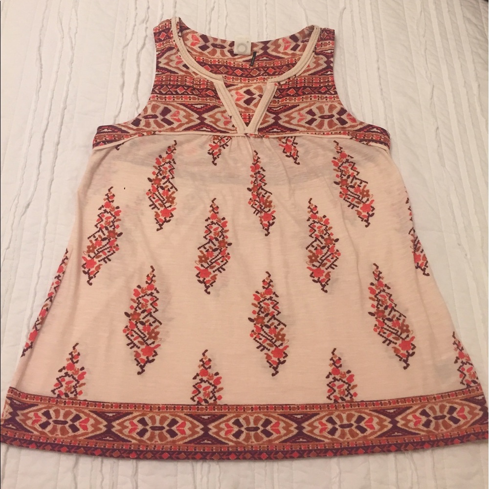 anthro Akemi + Kin Embroidered Evie Tank Top