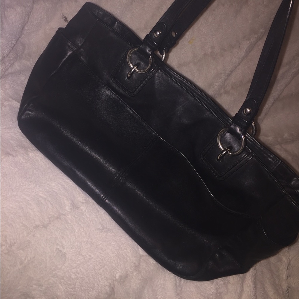 Authentic Coach purse - Picture 4 of 5