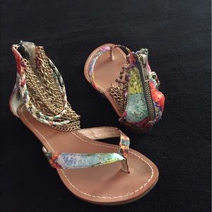 Super cute sandals