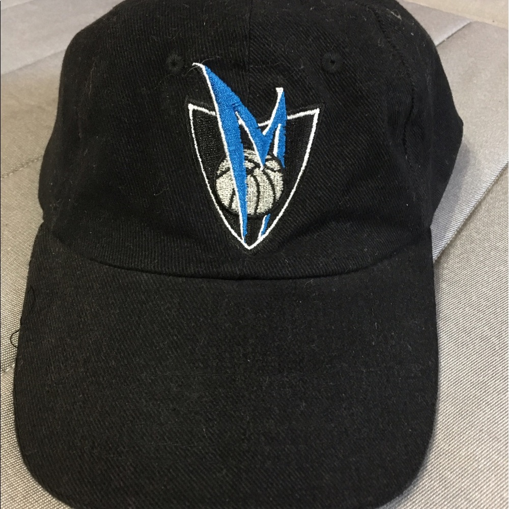 Vintage Dallas mavericks hat