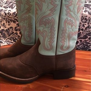 Justin's cowgirl boots