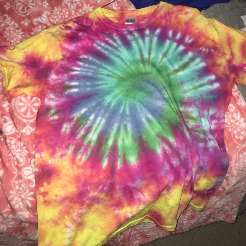 Tye-dye Gilden shirt | M