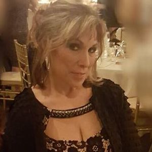 Meet your Posher, Michele