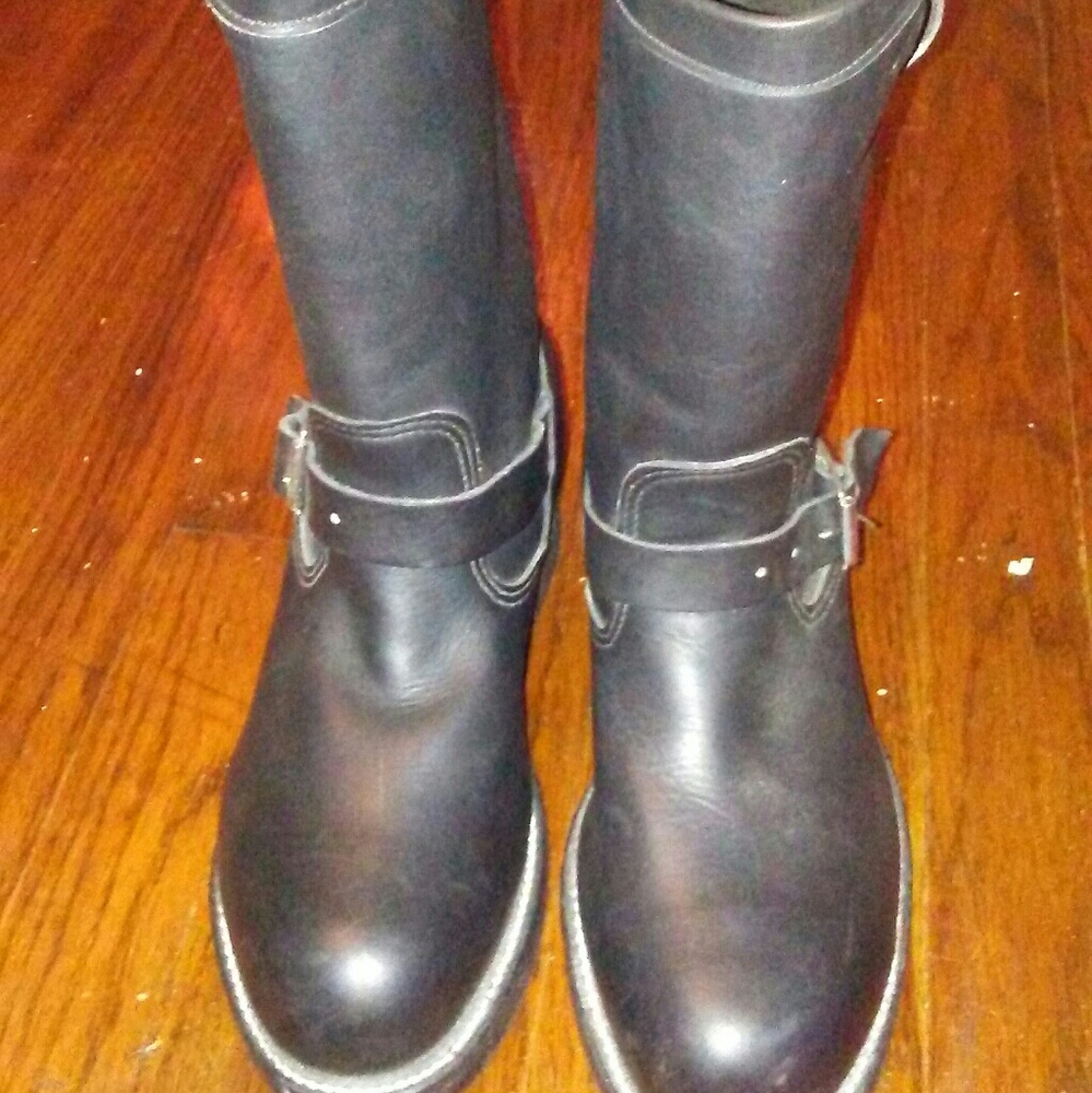 Chippewa Mens boots