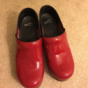 Dansko size 38 red patent leather