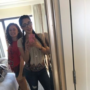 Meet your Posher, Beatriz