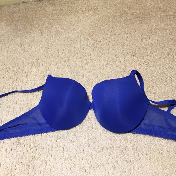 Bra - Picture 1 of 4