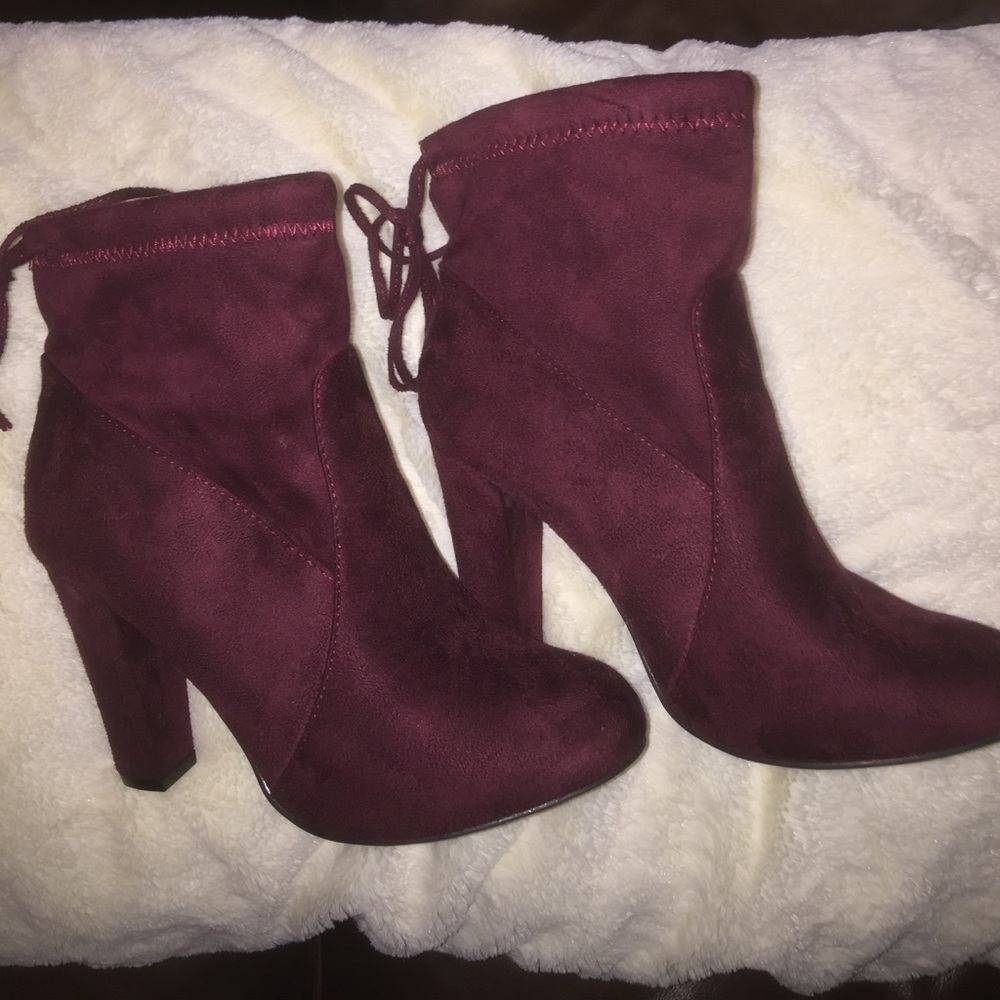 cute maroon booties