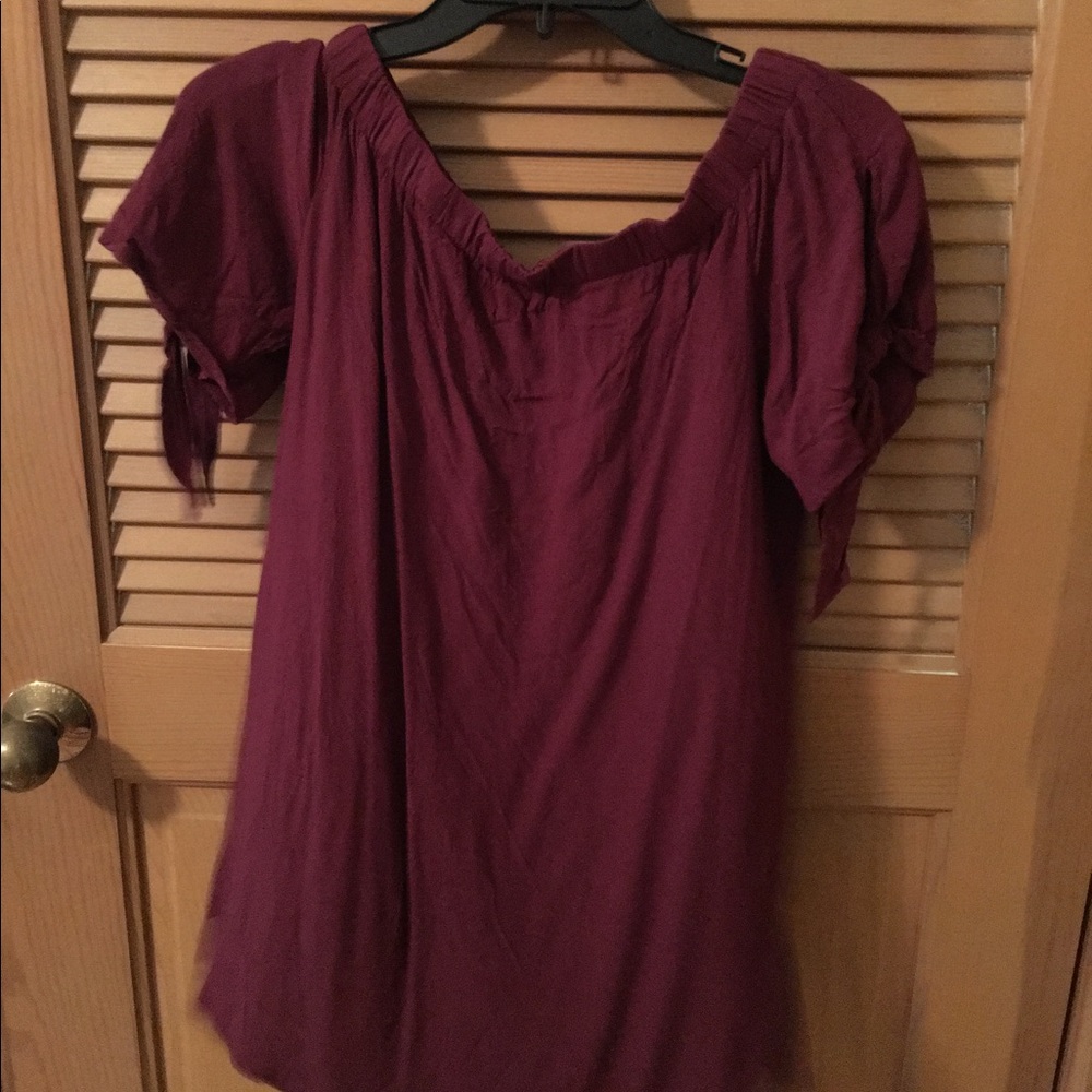 Off the shoulder side tie top with side slits