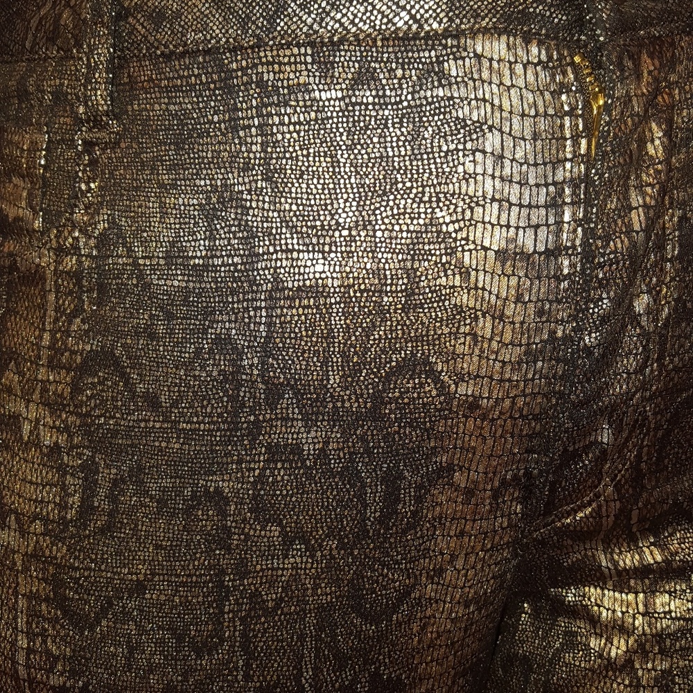 Slither - Picture 2 of 2