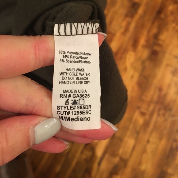 ✨ Stitch Fix ReneeC Green Cowl Neck Dress Size M - Picture 3 of 4