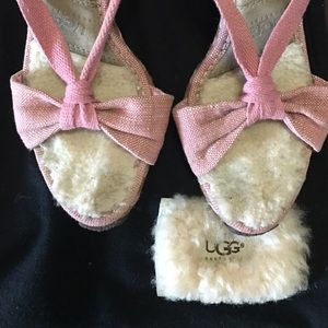 Ugg Tie Up Wedge with bag