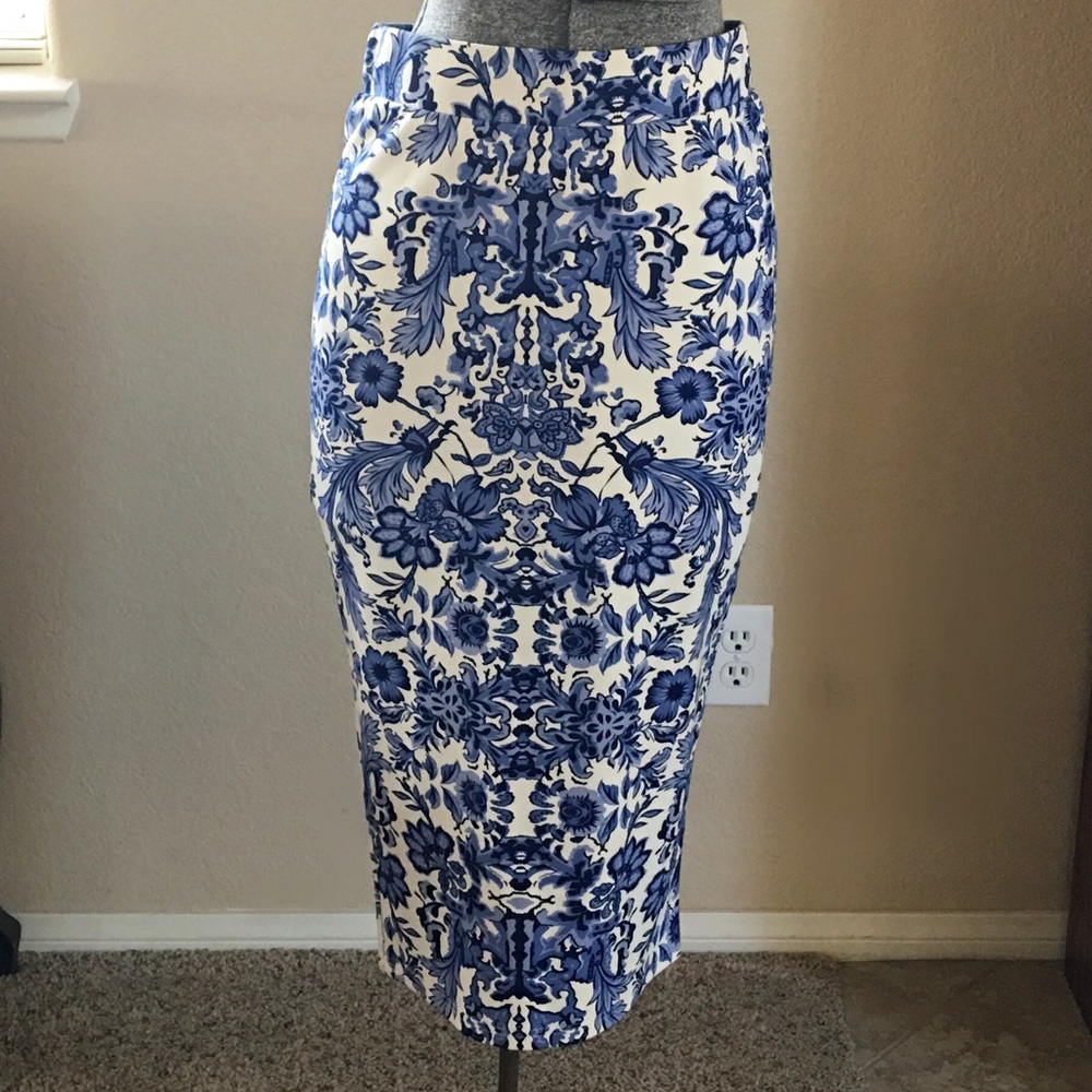 Gianni Bini High Waisted Printed Pencil Skirt