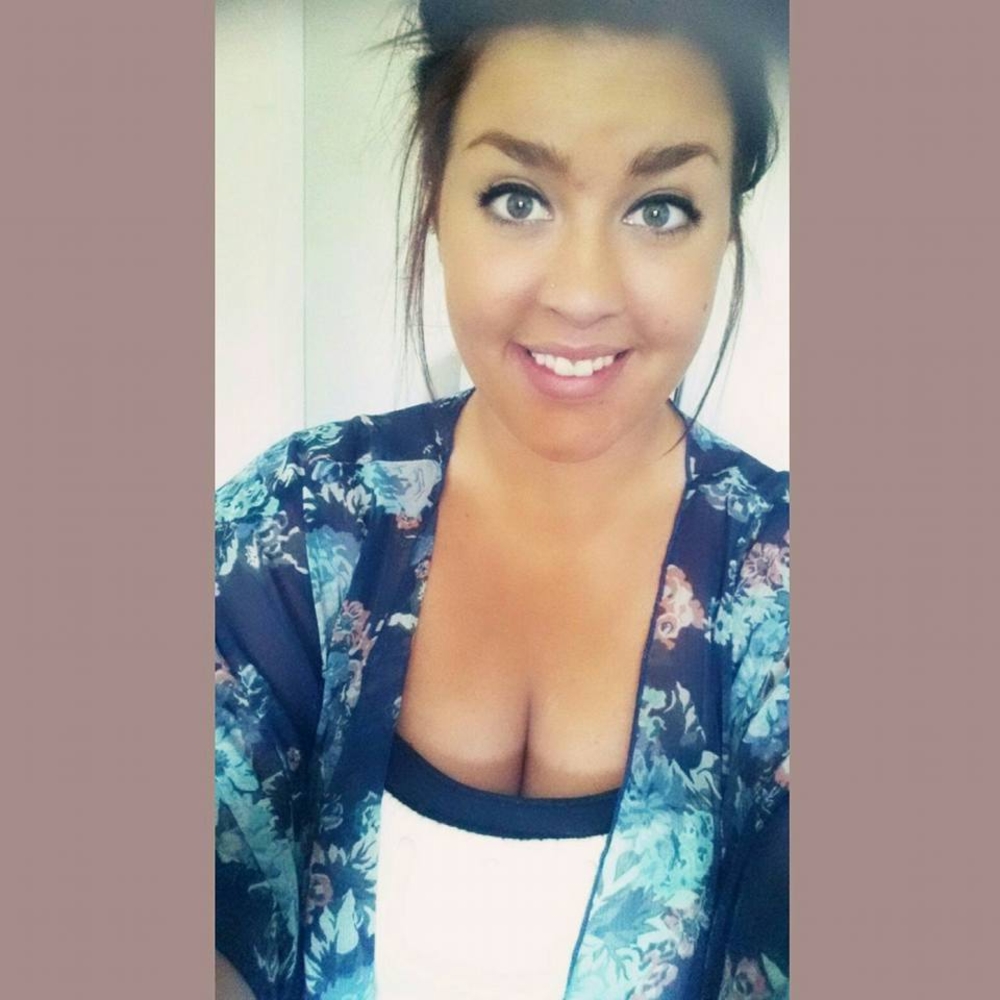 Meet your Posher, Kayla