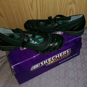 Sketchers Active Size 8