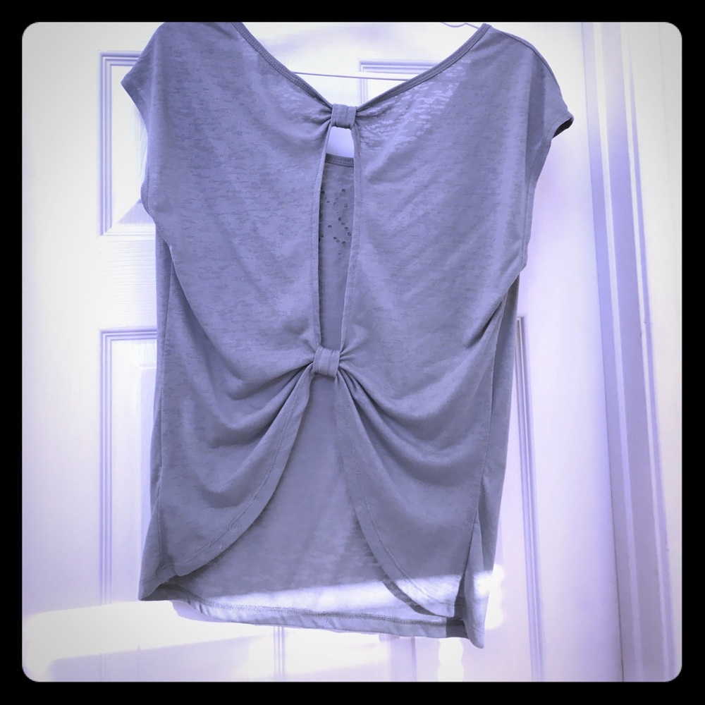Guess open back shirt