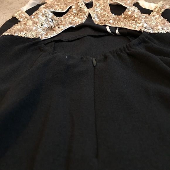 Fun n glittery party dress - Picture 4 of 4