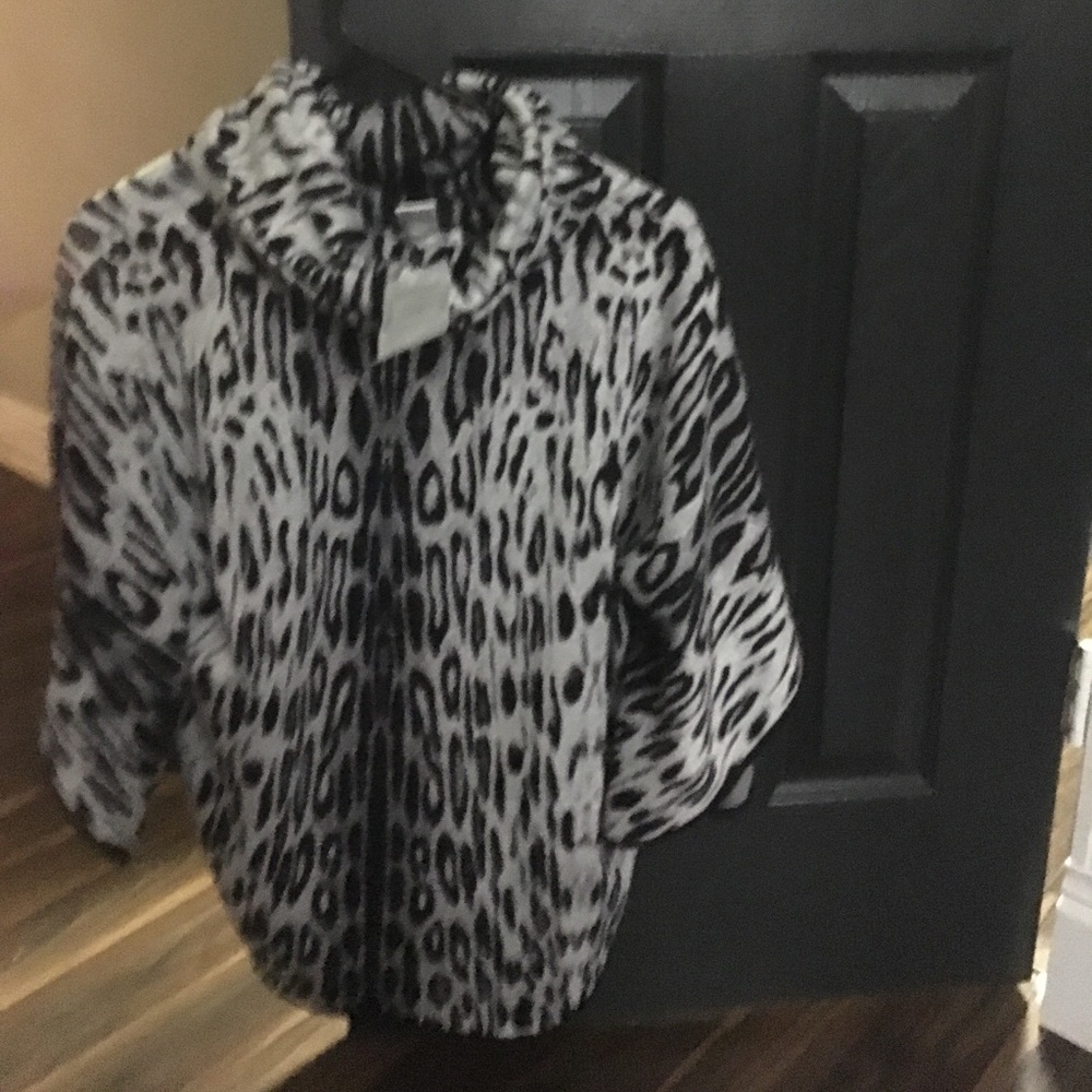 Alberto makali poncho nwt