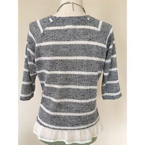 Maison Jules Tops - 🌼 Beautiful Maison Jules light weight top Maison Jules Tops - 🌼 Beautiful Maison Jules light weight top