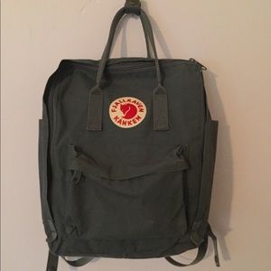 Fjallraven Kanken charcoal grey backpack