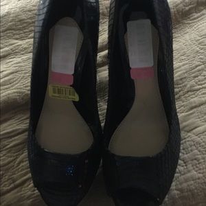 5 inch Black Peep Toe Pump
