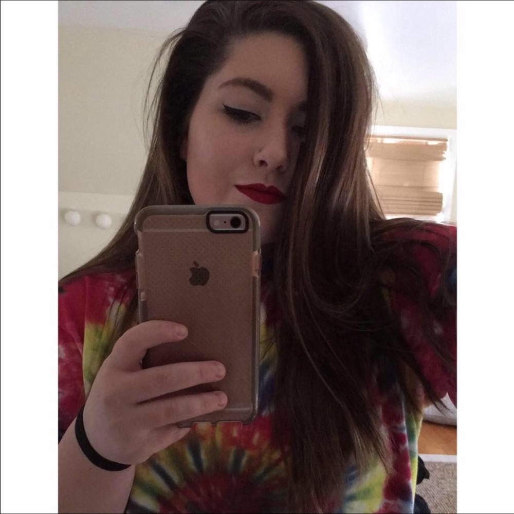 Meet your Posher, Lauren