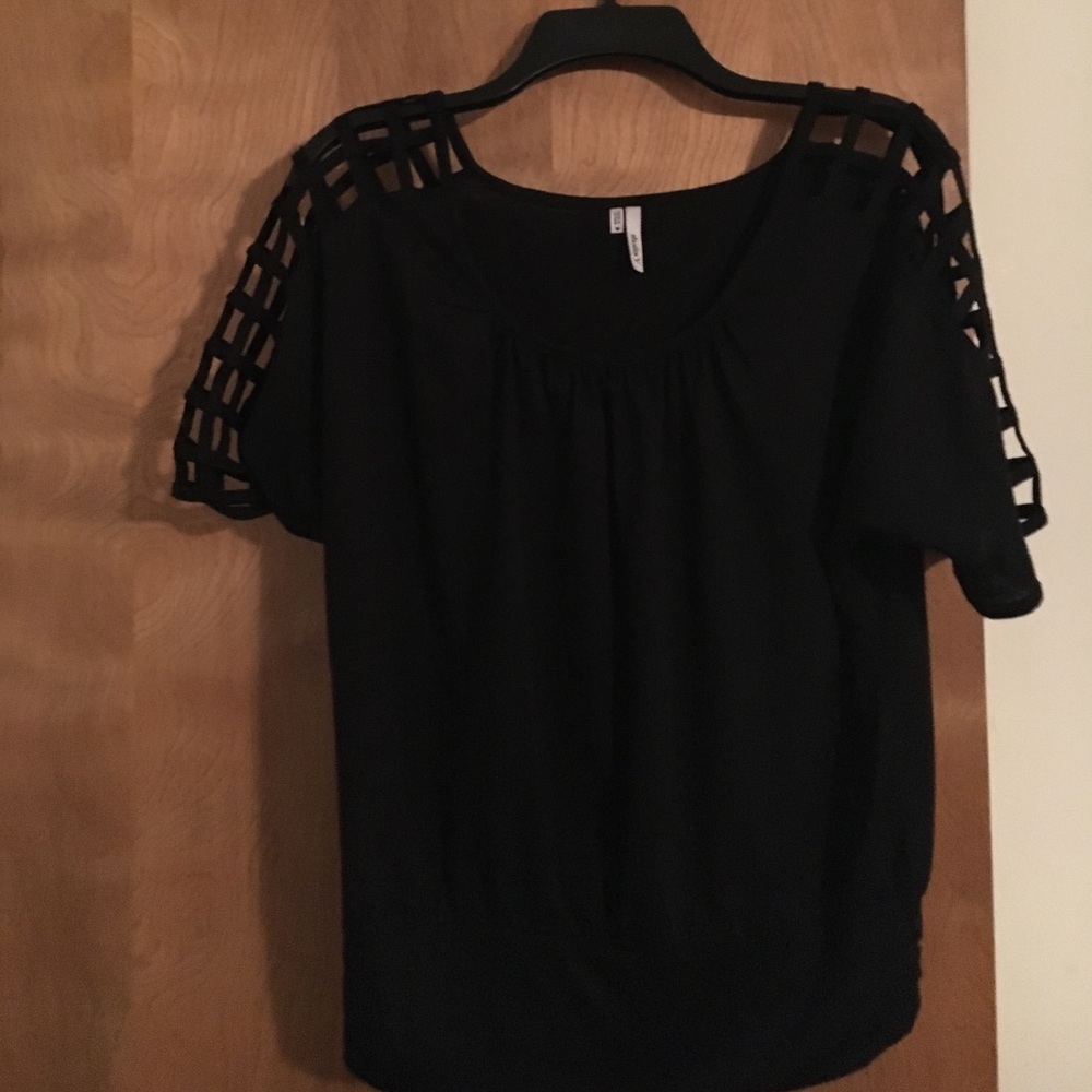 Maurices Banded Bottom Top