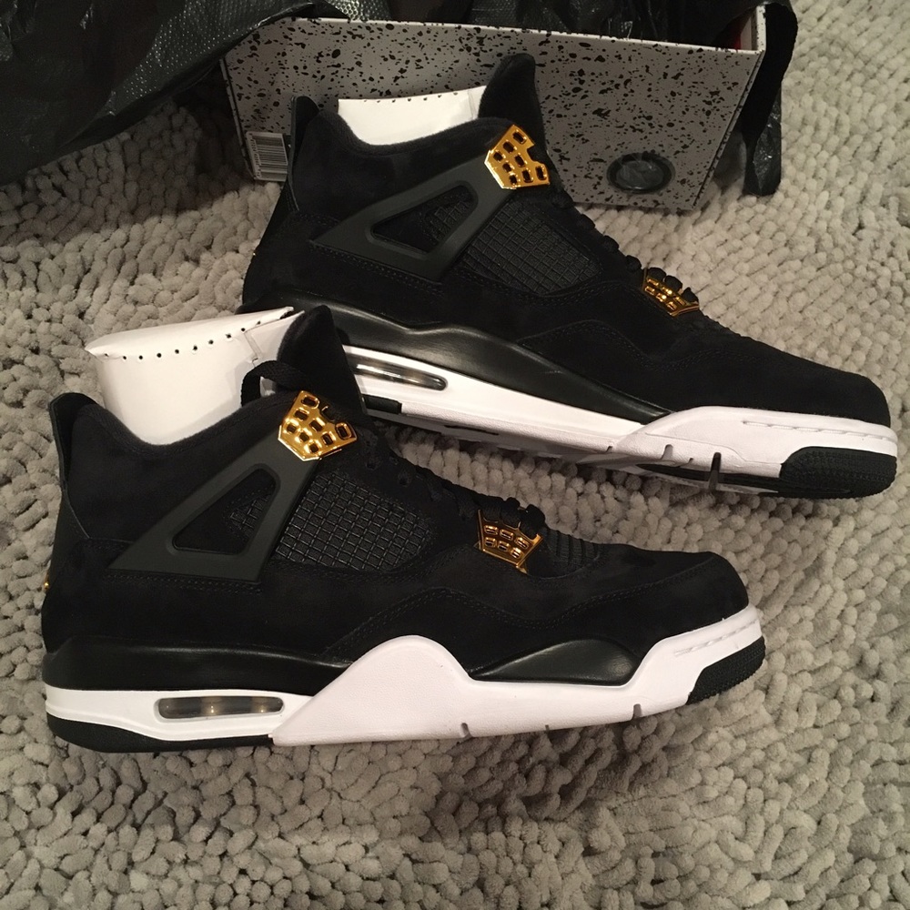 Nike Air Jordan 4 Retro Royalty size 10