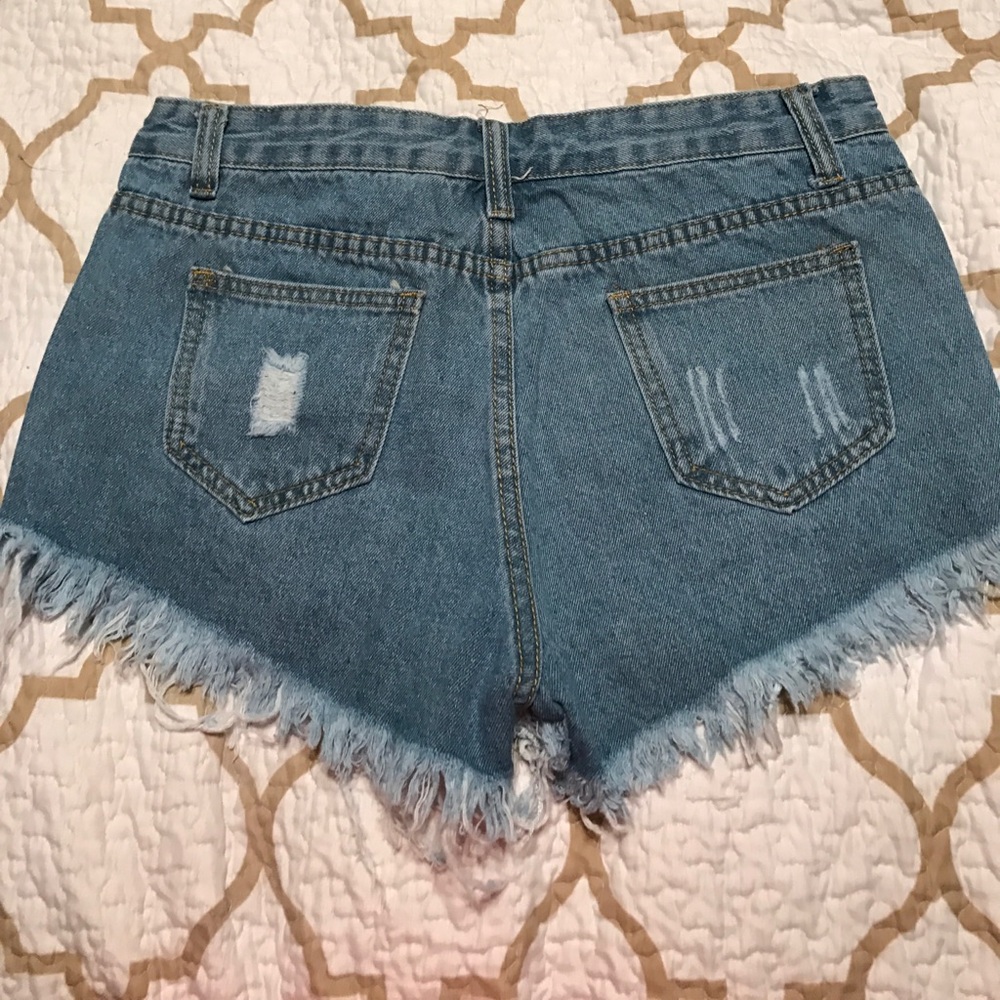 High waisted lite denim jean shorts - Picture 2 of 2