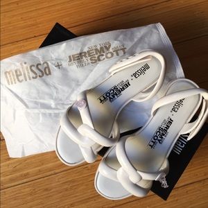 Melissa Tube Sandal + Jeremy Scott - Size 5 (US)