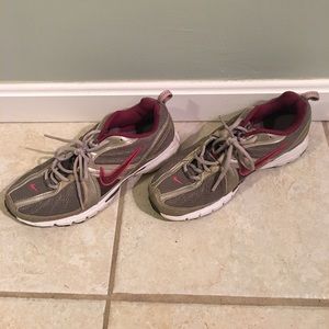 Nike Women's Sneaker- REDUCED!!!