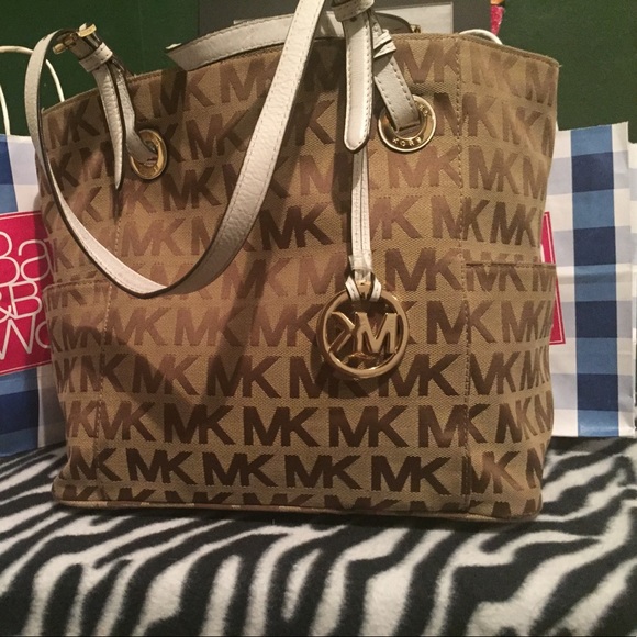 Michael Kors Jet Set Travel Small Logo Tote - Picture 1 of 3