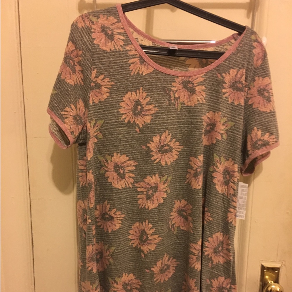 Xl lularoe perfect tee! Stripes and flowers