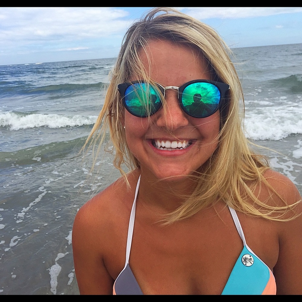 Meet your Posher, Sam