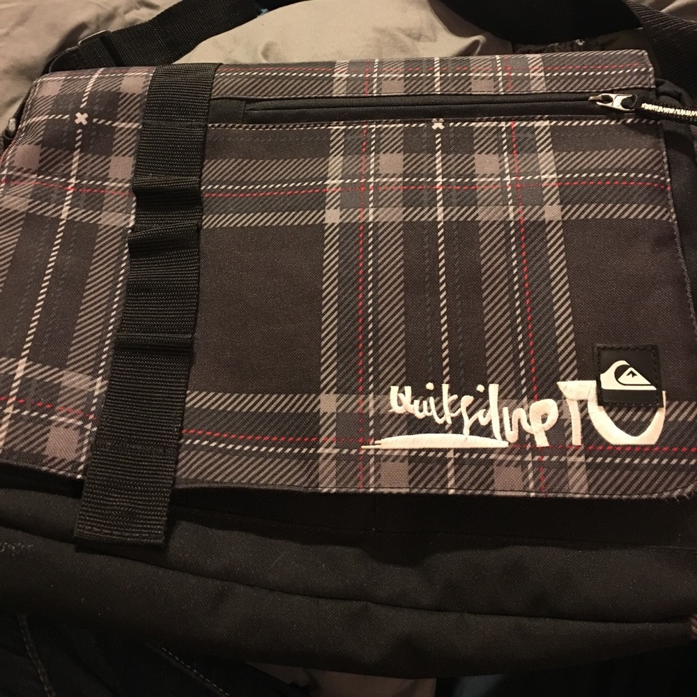 Quicksilver, school/laptop bag, barely used.