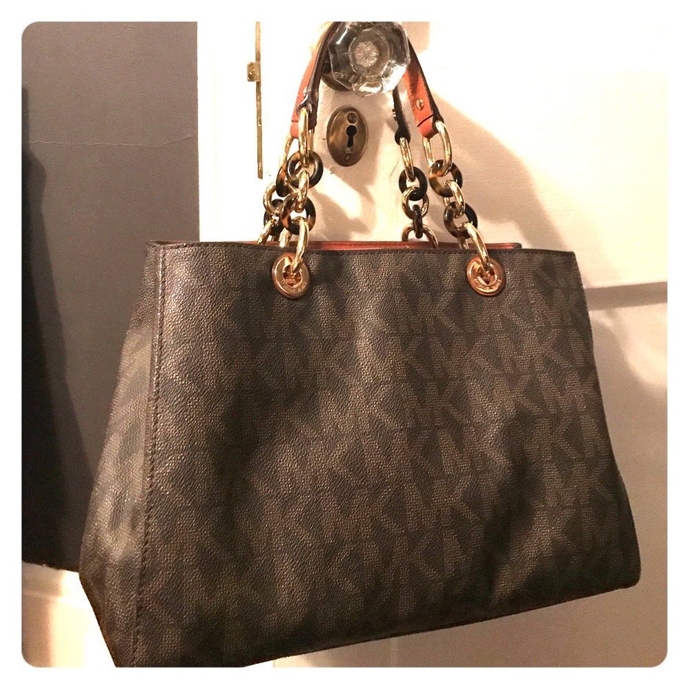 AUTHENTIC Michael Kors Purse