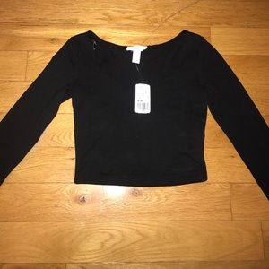 Long sleeved crop top
