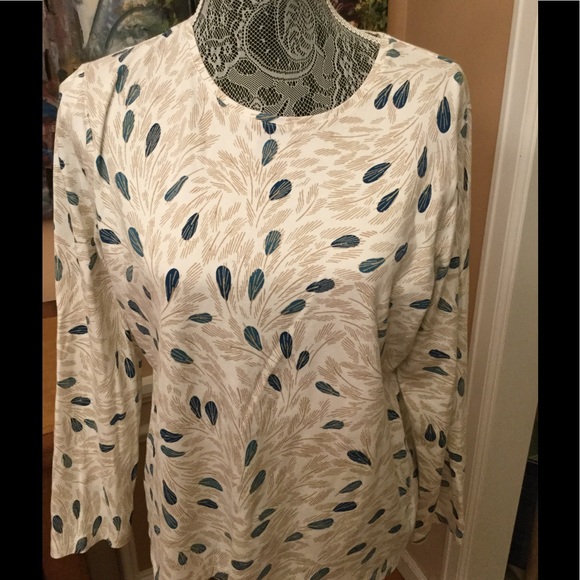 NAME BRAND LONG SLEEVE LG. TOP BUNDLE - Picture 2 of 5