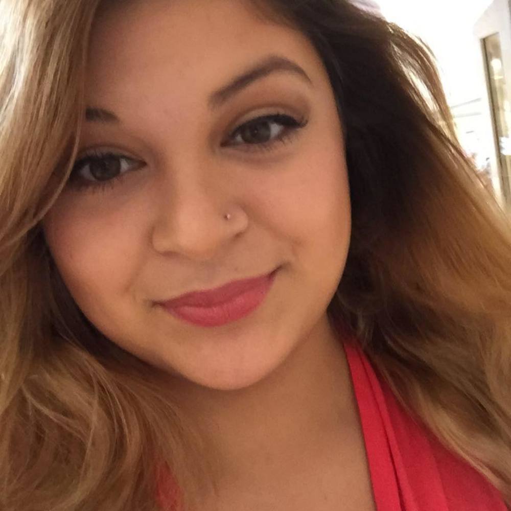 Meet your Posher, Danya