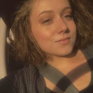 Meet your Posher, Hayley