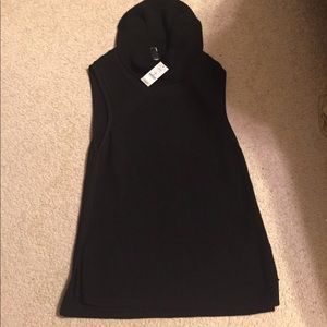 Whbm turtled neck sleeveless sweater size m tags