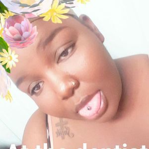 Meet your Posher, Dee