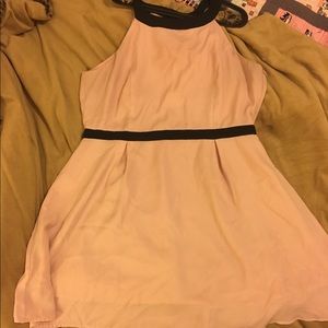 Super cute plus size pink dress. Vintage feel.