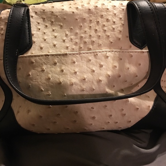 London Fog purse - Picture 2 of 4